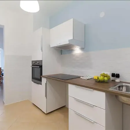 Hana Apartment