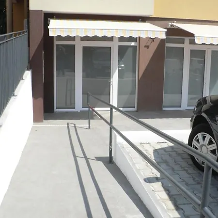 Hana Apartment